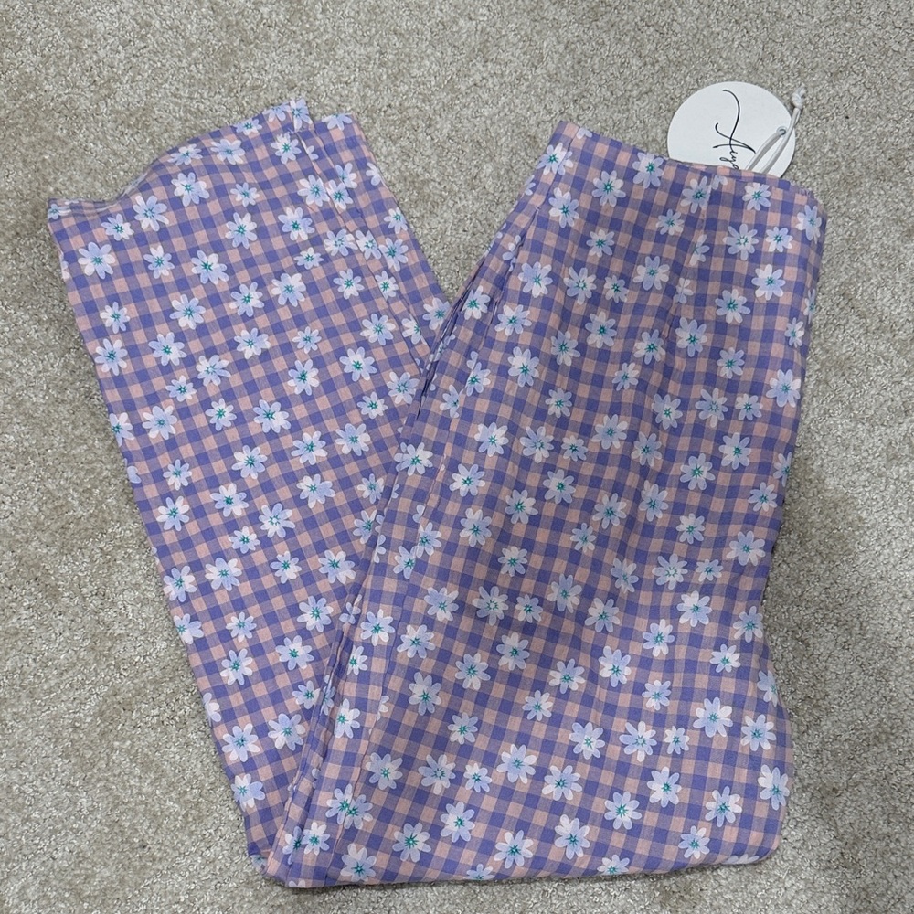 NWT Gingham Floral Fun Pants